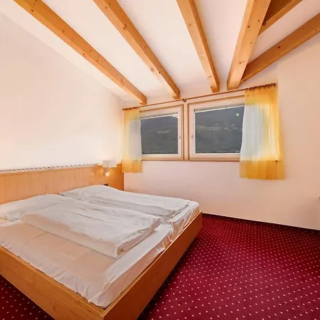 Weinsepphof 4